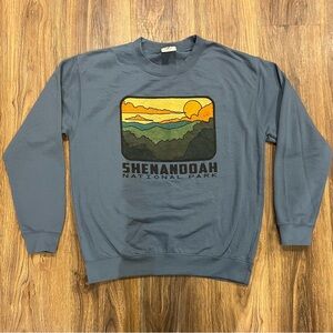 Medium Shenandoah National Park Sweatshirt - Vintage Prairie Mountain Blue